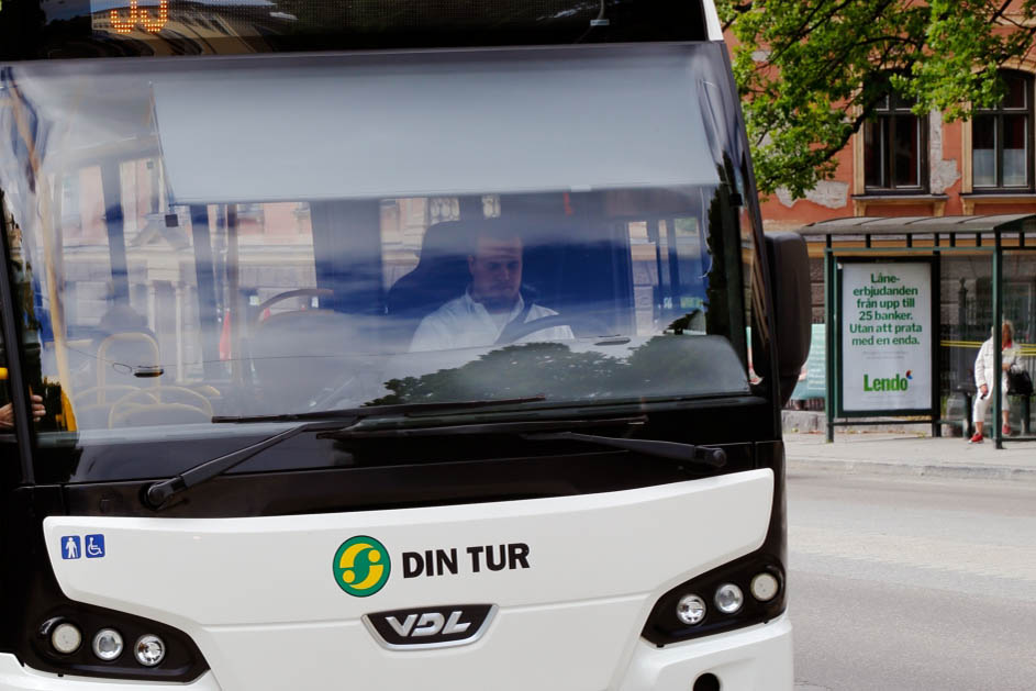 Åldersrabatter och biljettkontroller.