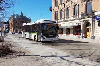 Bilden visar en buss i Sundsvall.